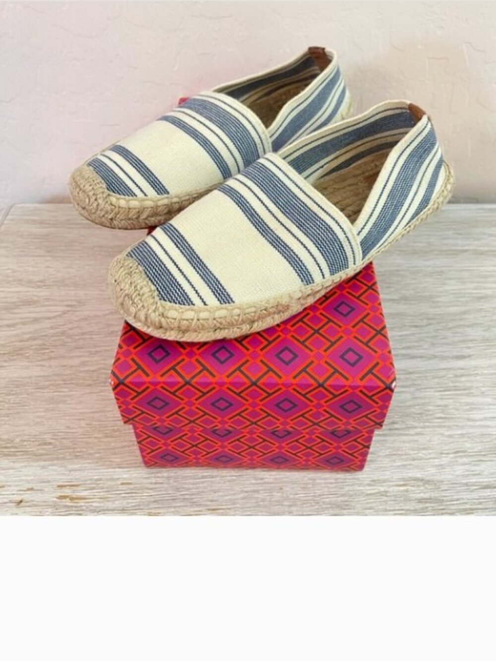 Tory Burch Espadrille Flats Slip On Shoes Ivory Navy Blue Stripe 7